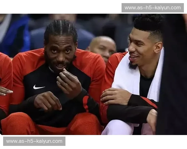 铁血东部的权力游戏：雄鹿vs76人，当希腊神话撞上费城意志