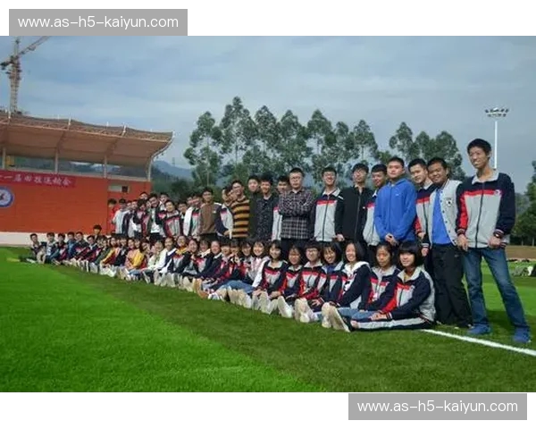 希希vs赵强：一场关于坚持与突破的青春交响曲