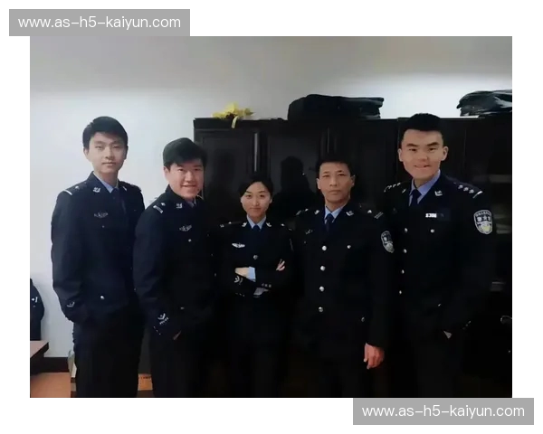 巅峰对决：当中国男篮遇见“梦八队”，一场永不褪色的记忆